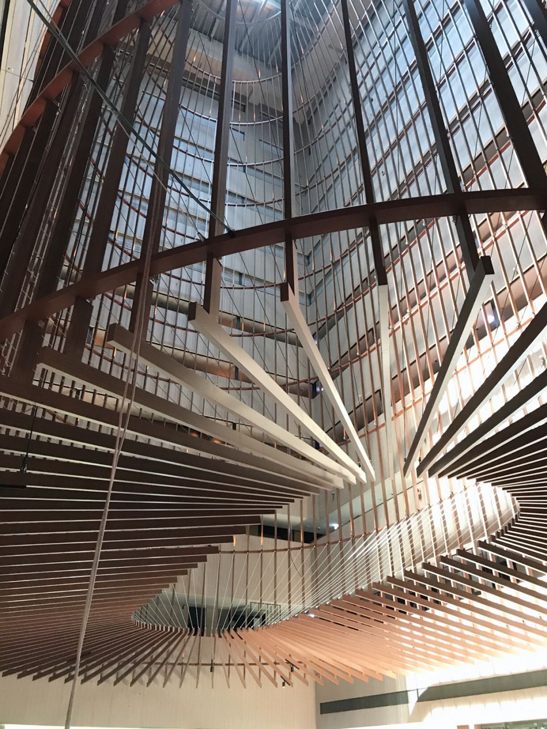 安裝燈具及清潔